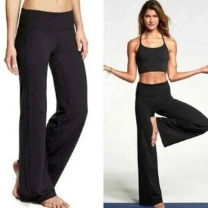Athleta Wide Leg Kick Booty Yoga Pants Black NWT Size MP